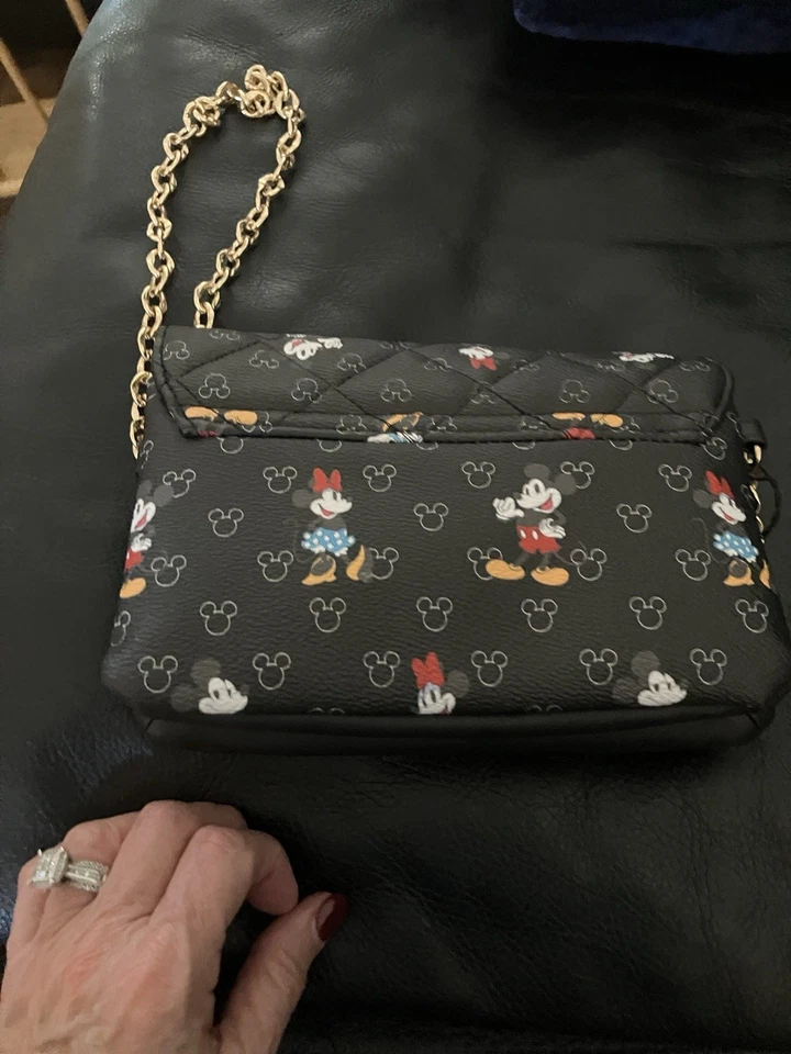 Bandolera Disney. WDW. Cadena dorada diseño acolchado. Nuevo con etiquetas Foto 4 de 4