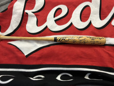 1999 Cincinnati Reds Team Signed Baseball Bat 24 Sigs Barry Larkin COA Grad Ink.