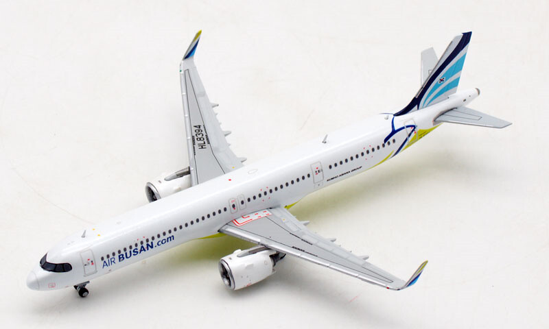 エアプサン A321neo HL8394 1/400 JC Wings Air Busan Airbus A321NEO HL8394 1:400 DIECAST Plane