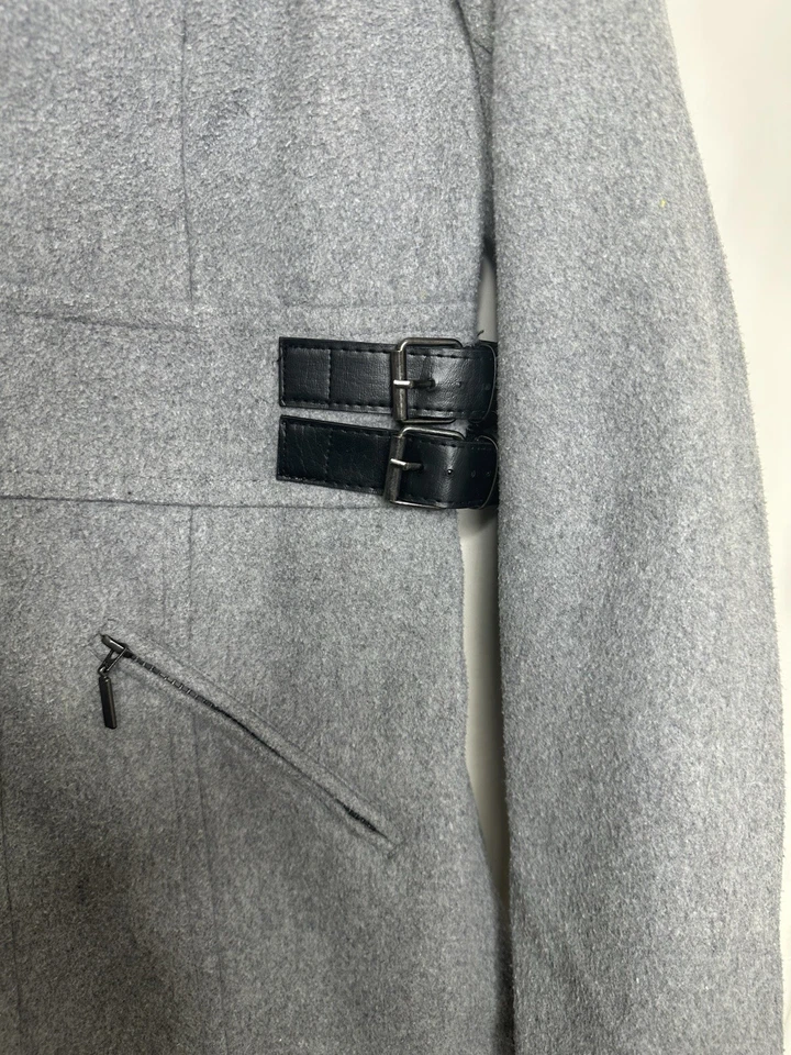 Women’s New York Yo Ki Light Gray Coat Size Large - Image 3 of 4