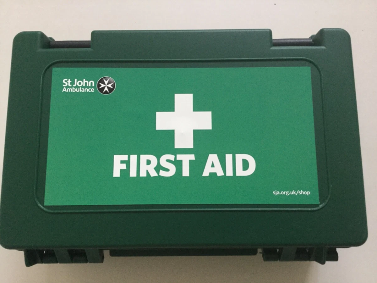 First Aid Kit HSE Office Shop 10 Person Wall Mounted Case Long Expiry