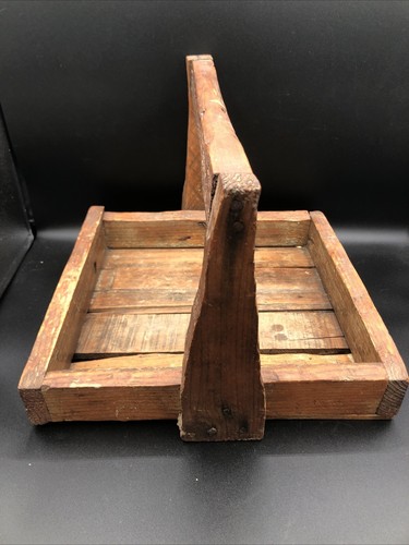 Vtg Wood Carry Tote Caddie center piece Tray Primitive Rustic Decor Farm House - Picture 4 of 14