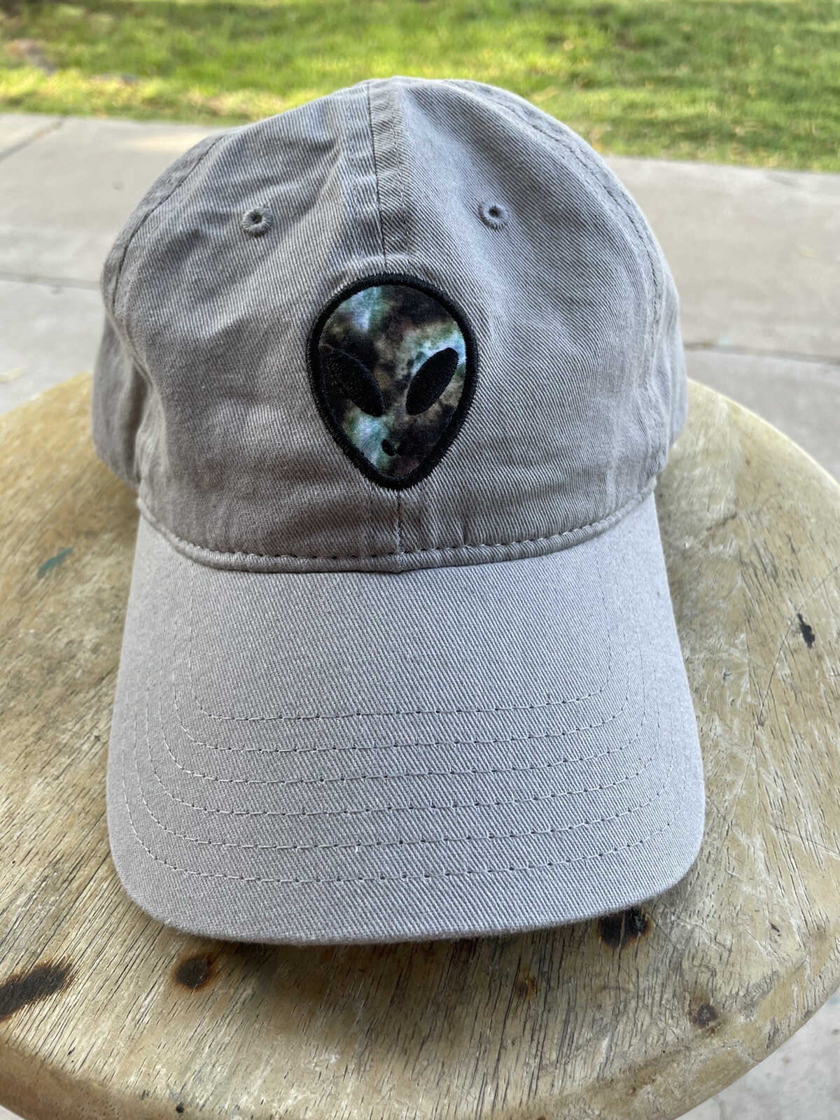 alien hat - image 1