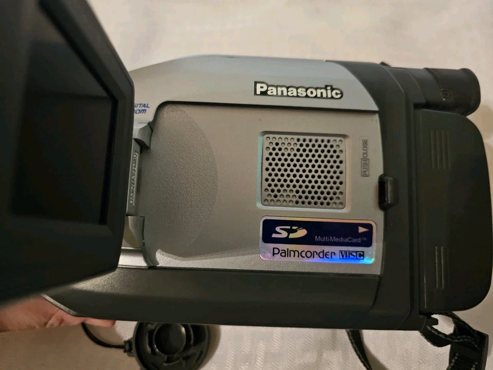 Panasonic Palmcorder PV-L453D VHS-C Analog Camcorder VIDEO TRANSFER Tested WORKS - Image 2 of 4