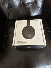 Audio Technica ATH-M60x Closed-Back Dynamic Monitor Headphones -Black New in Box