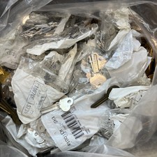 38 Pound Lot Of Uncut Vintage Brass  Metal Keys Crafts Projects Art Car Lock