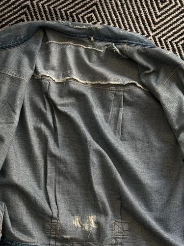Levi’s  Blue Denim extra light distressed rare L image 11