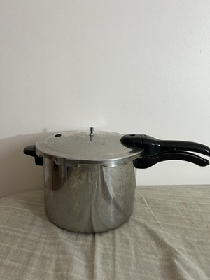 #ad Presto Pressur Cooker 409A 6qt Model 01364 Stainless Stl. Missing Pressure Valv $29.99