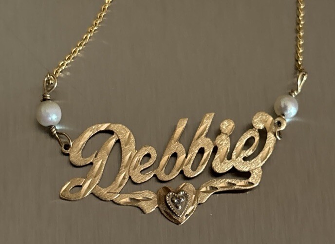 Vintage 14k Solid Yellow Gold 20” Necklace Italian Cut Out Debbie Heart  Diamond