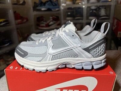 NIKE バッシュ29cm Amazon.com | Nike Vomero 5 Big Kids' Shoes (HF6998-002, Pure