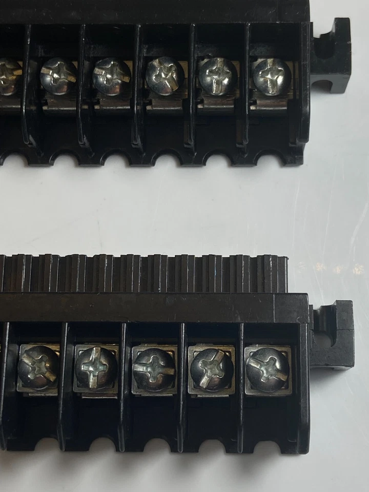 Barrier Terminal Blocks (SET OF 2) 1-Row 8/18-Post Surface-Mount to PCB #14 MAX - Image 2 of 4