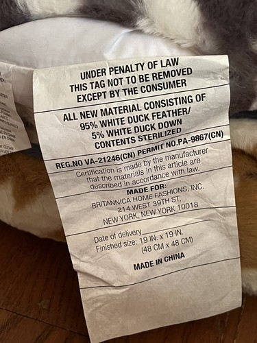 Pendleton TWO PIECE “White Shores” Sherpa THROW BLANKET & PILLOW Gift Set - Picture 8 of 8