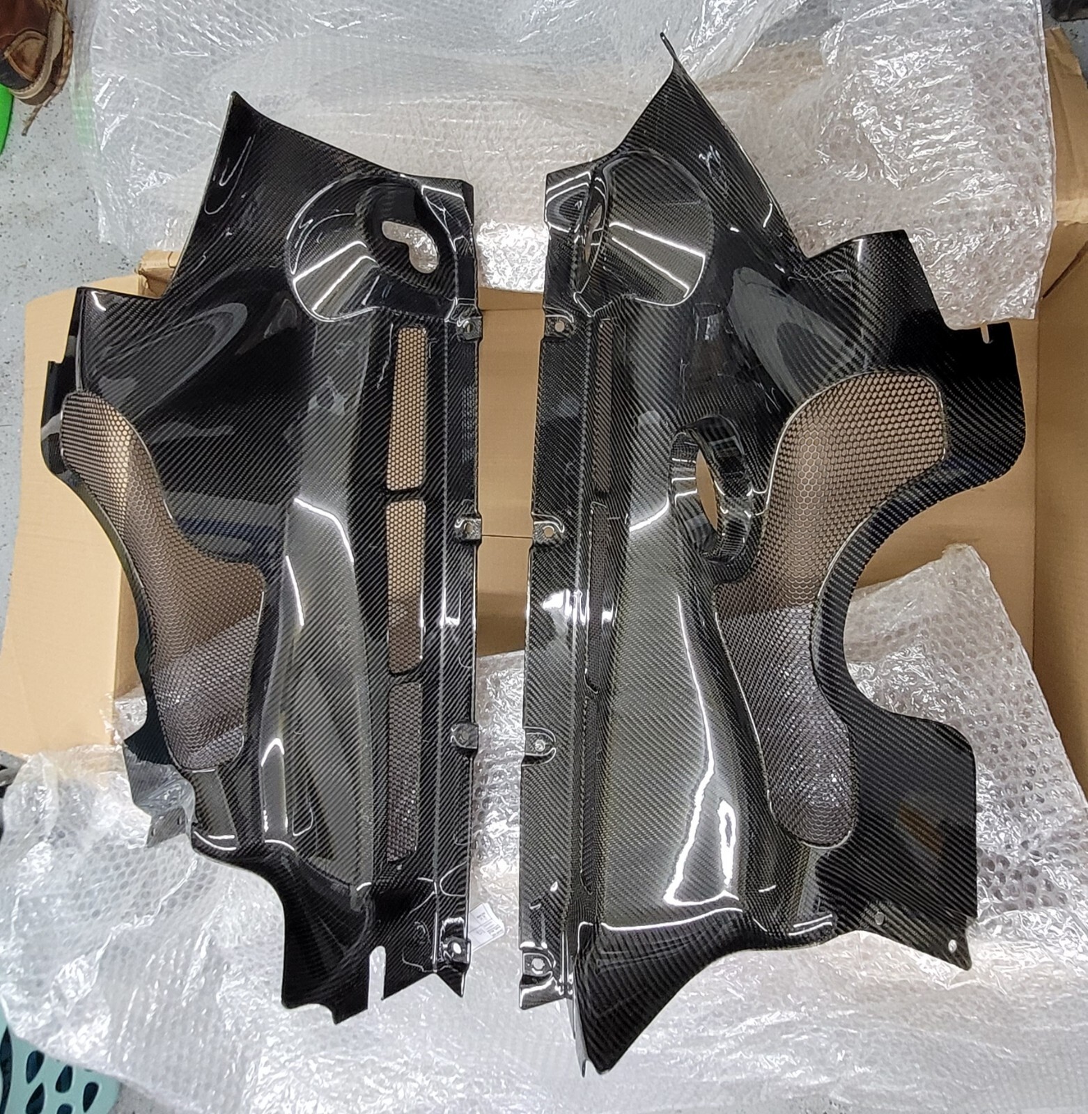 Carbon Fiber Engine Bay Shields cover McLaren 650S MP4-12C OEM