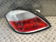 Rückleuchte links  Opel Astra H GTC  Heckleuchte links 684673