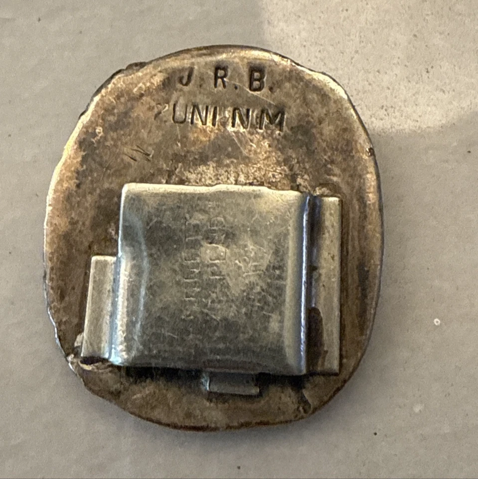 Винтажный галстук-боло Zuni John Rosalie Bowannie бирюзовая инкрустация 1,25 x 1,4 с подписью JRB - Изображение 3 из 4