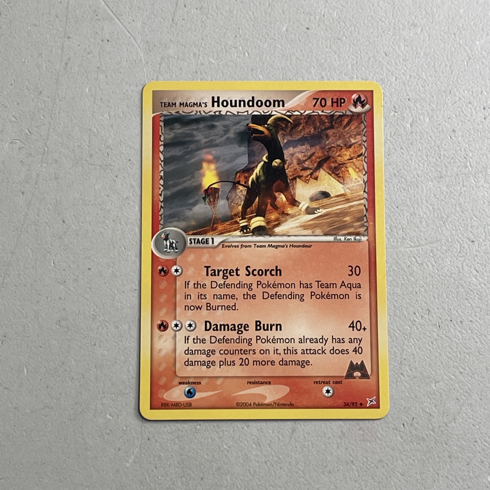 Pokemon TCG 2004 Team Magma vs. Team Aqua Card -- Team Magma's Houndoom 34/95