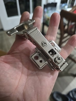 IKEA Komplement Self-Close Hinge w/ Clip-On Mounting Plate, Made In Italy