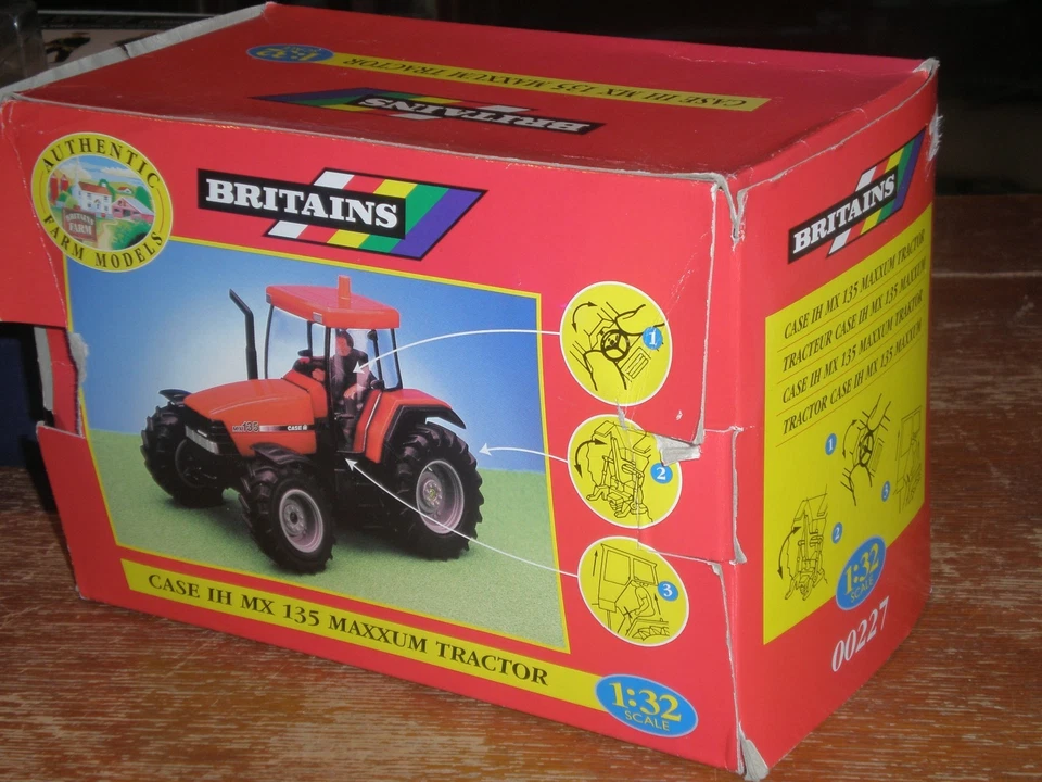VINTAGE Britains Case IH MX 135 Maxxum Tractor Diecast NEW IN BOX 1:32 SCALE - Image 4 of 4