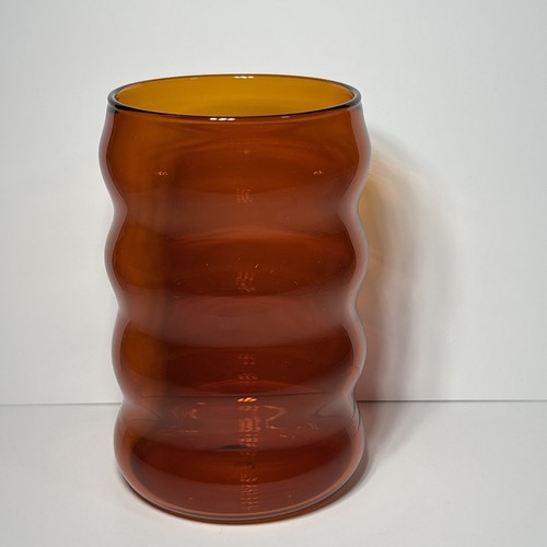 Taza ondulada grande Sophie Lou Jacobsen color ámbar 12 FL OZ/350 ML SP1-4-AMB NUEVA EN CAJA - Imagen 5 de 9
