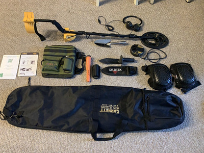 Garrett Ace 300 metal detector ,Pro Pointer, coils, tools, pouch, pads Excellent