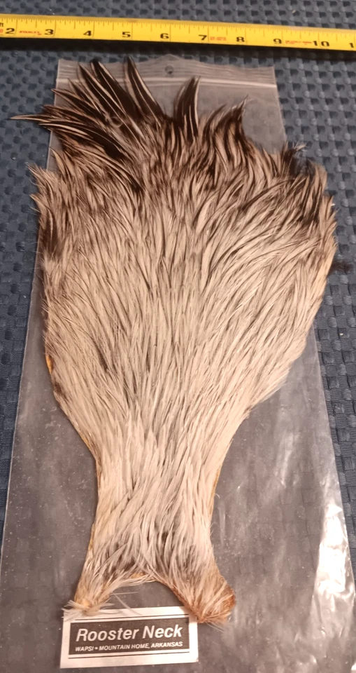 Premium WAPSI Cuello de Gallo-Tejón Plateado-Hermosos Colores-Atado con Moscas-#2 a #22 Foto 2 de 4