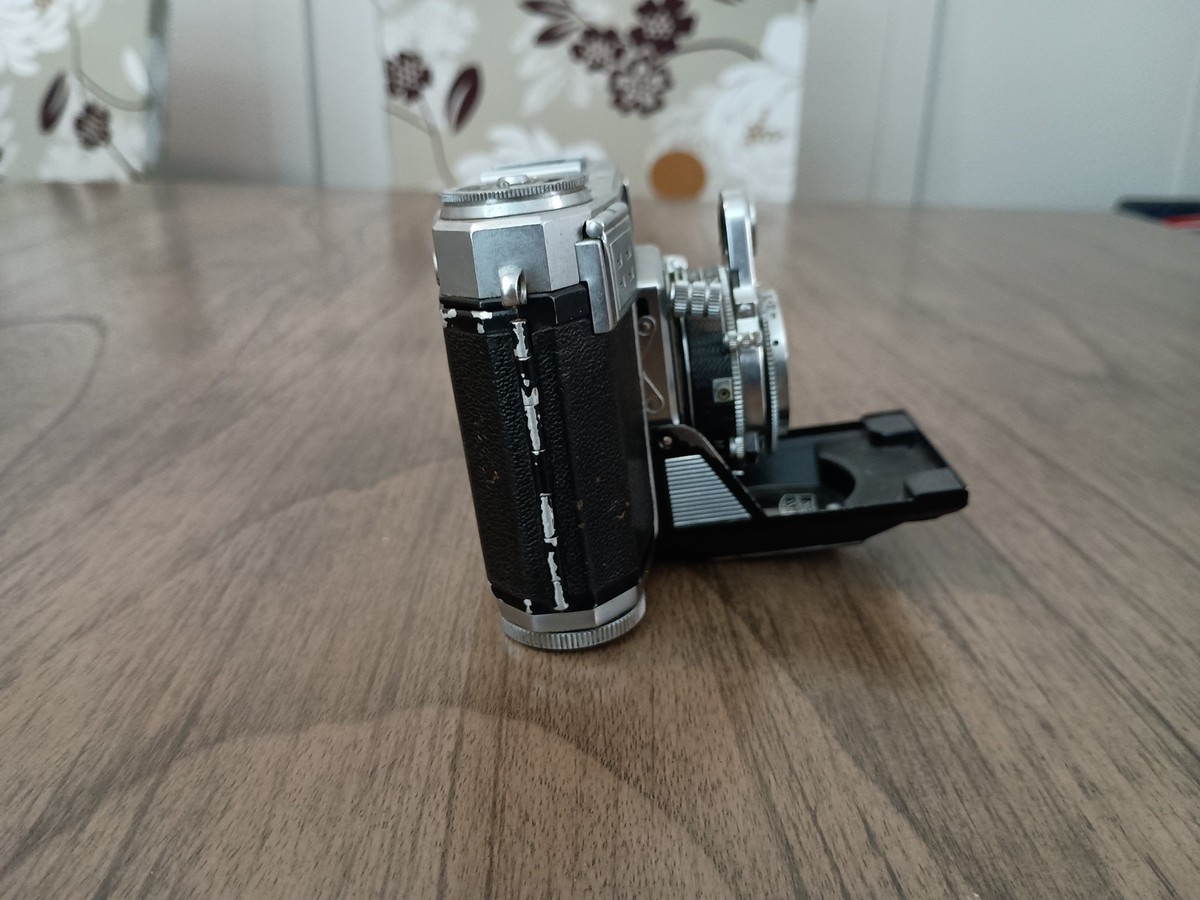 Vintage Zeiss Ikon Contessa 35 Rangefinder Camera - 45mm f/2.8