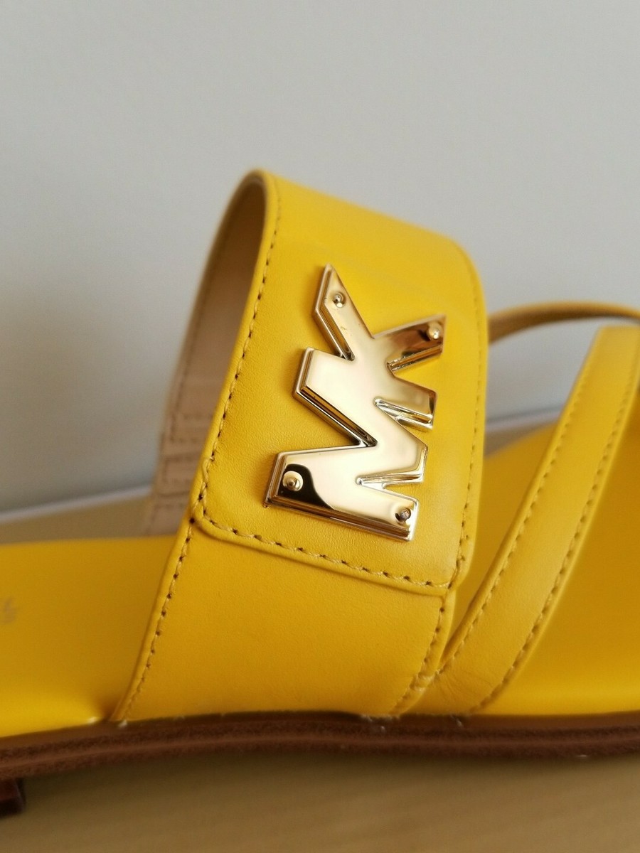 MICHAEL KORS ゴールドロゴ　ローファー MICHAEL KORS Signature Loafers MK Logo new Chocolate CHOOSE