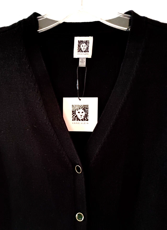NUEVO CHALECO ANNE KLEIN NEGRO CON BOTONES Y ABERTURAS LATERALES TALLA XL $99 PRECIO DE VENTA SUGERIDO POR EL FABRICANTE Foto 4 de 4