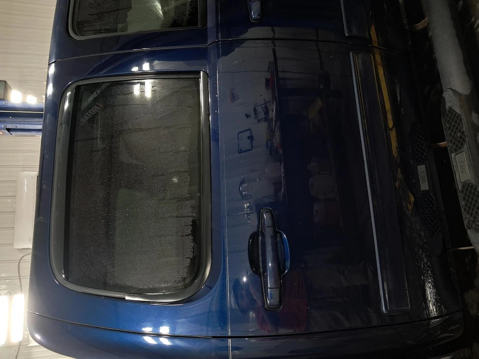 Used Rear Right Door Assembly Rear Side fits: 2012 Chevrolet Silverado 1500 pick - Image 3 of 4