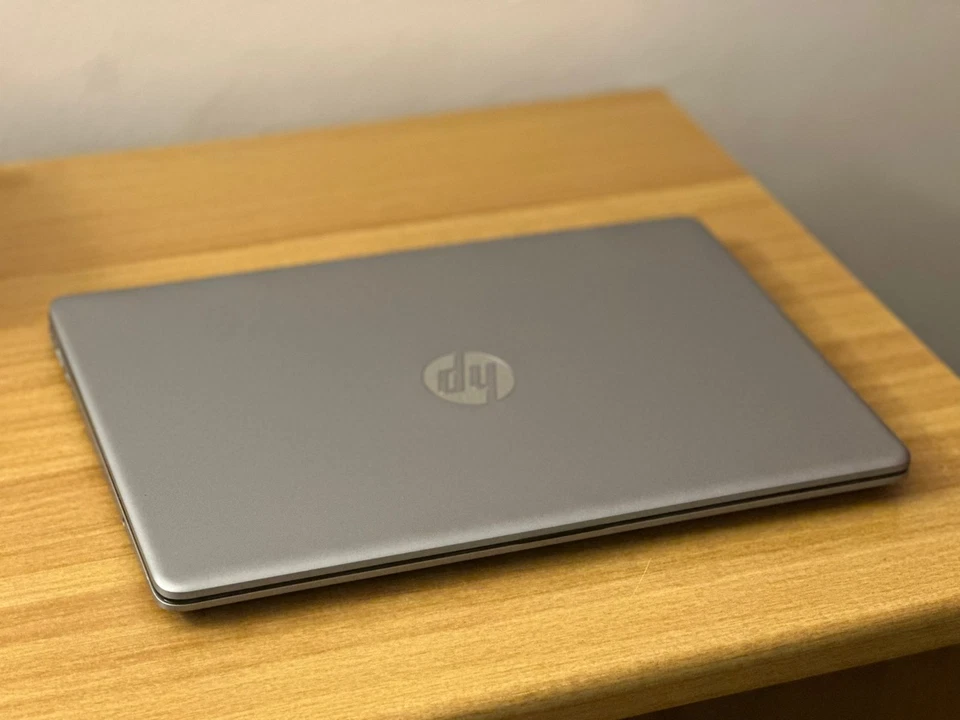 NOTEBOOK HP 250 G8 - Immagine 3 di 4