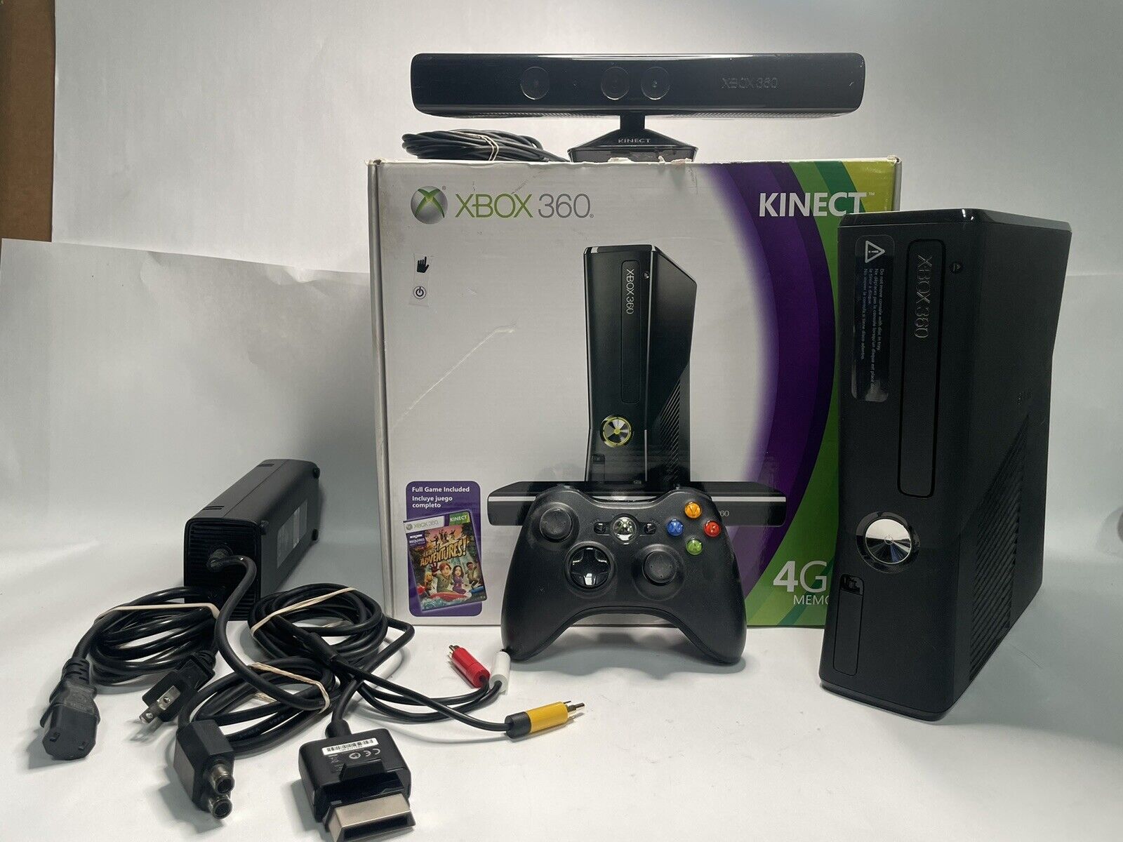 Microsoft Xbox360 XBOX 360 4GB + KINECT… | labiela.com