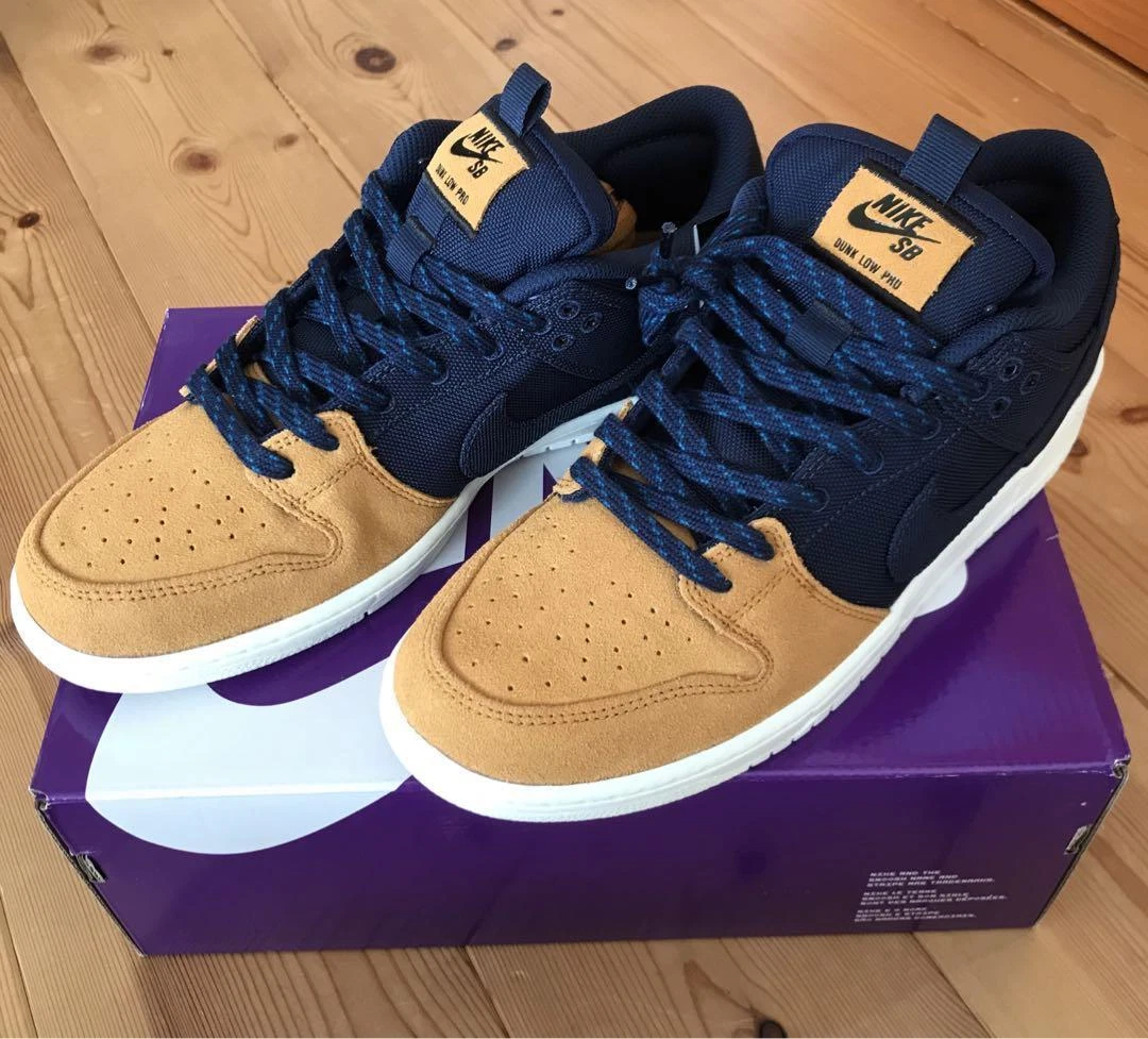 Nike SB Dunk Low Desert Ochre and Midnight Navy Sneakers Size 27.5cm Genuine (K)
