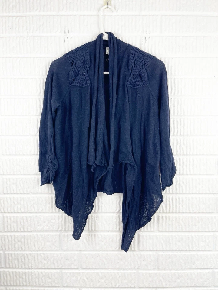Cárdigan Anthropologie Tejido y Anudado Pequeño Azul Marino Recortado Manga 3/4 Cascada Foto 2 de 4