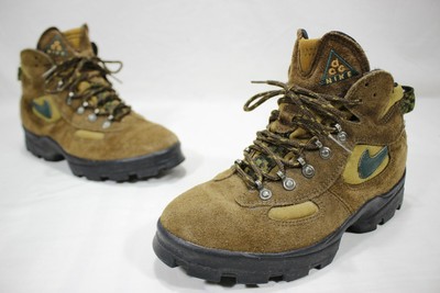 90's nike hiking boots