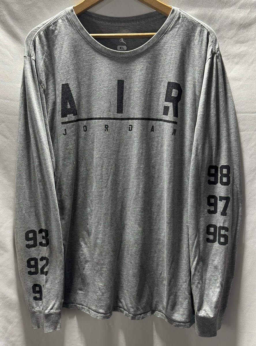 Air Jordan Long Sleeve T-shirt Championship Years Grey Youth XL