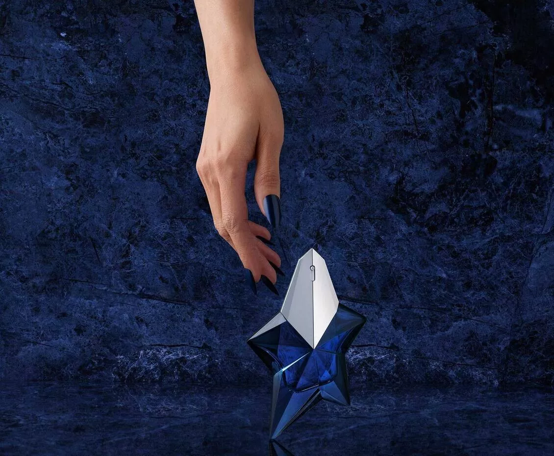 Mugler welcome gift sale