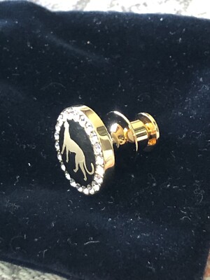 New Swarovski Crystal 2023 SCS Member Gift Cheetah Tack Pin New Swarovski Crystal 2023 SCS Member Gift Cheetah Tack Pin