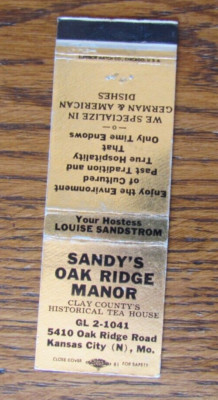 KANSAS CITY, MISSOURI MATCHBOOK COVER: SANDY'S OAK RIDGE MANOR MATCHCOVER -C