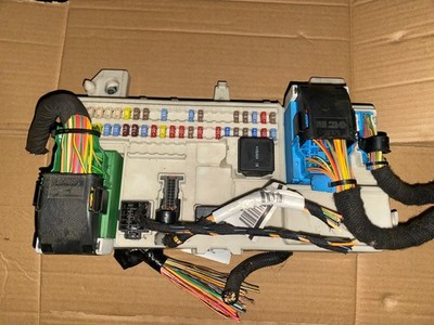 2005 2006 2007 VOLVO S40 V50 C30 C70 SICHERUNGSKASTEN CEM STEUERGERÄT ECU MODUL 30765015