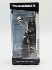 Image of TWEEZERMAN Classic Lash Eyelash Curler Stainless Steel Silver