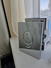 Grohe 38506000 Skate Air WC Wall Flush Plate Chrome