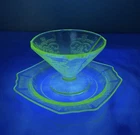 New ListingVtg Green Depression Glass Sherbet Cup w/Matching Plate Uranium Vaseline Glows