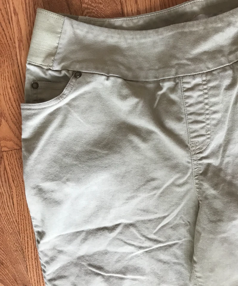 Woman Within 16W Comfort Waist Beige Denim Cuffed Bermuda Shorts 36"W x 12"L - Image 3 of 4