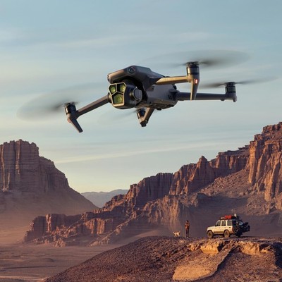DJI Mavic 3 Pro Cine Premium Combo (DJI RC Pro) 1TB SSD NEU&SONSIGE