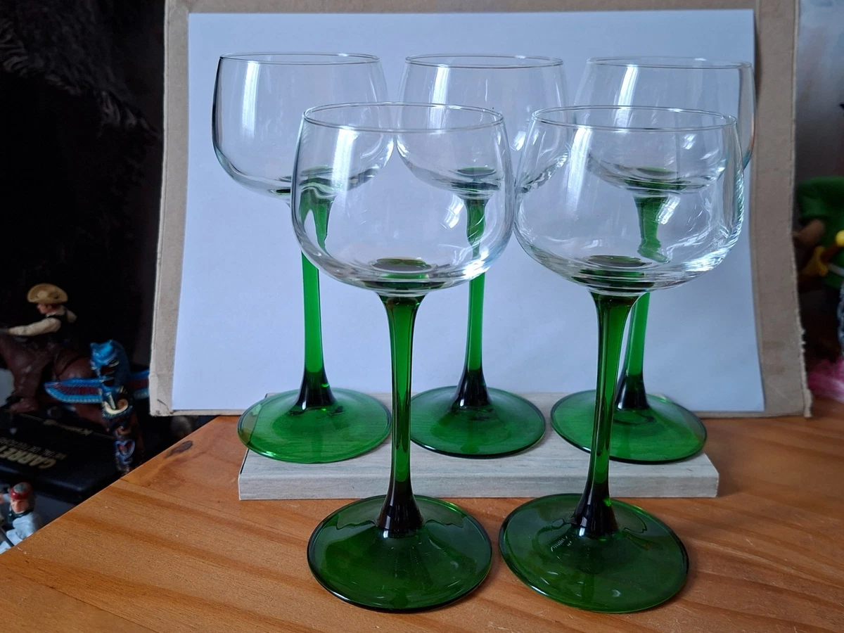 Verres de couleurs - Dans de beaux draps Verres de couleurs - Dans de beaux draps