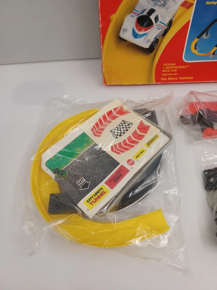 VINTAGE 1988 Mel Appel MICRO WHEELS TRAK SYSTEM 300 Road Rally Micro Machines - Image 2 of 4