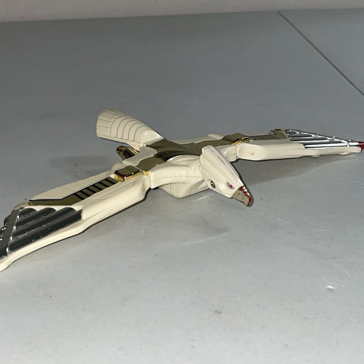 Mighty Morphin Power Rangers 1995 Bandai White Ranger 9