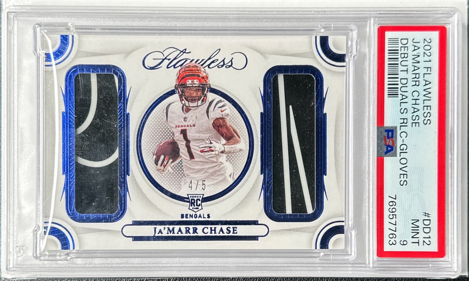 JaMarr Chase Panini Flawless Debut Duals Relics #DD12 Gloves