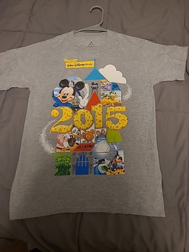 Walt Disney World 2015 Large Gray T Shirt - Picture 5 of 9