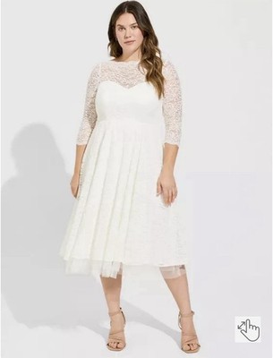 Torrid Ivory Lace A-Line Wedding Dress Size 26